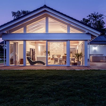 Terveys Residence Velopoli エクステリア 写真
